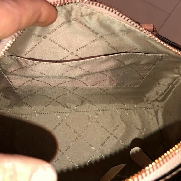 NWT MICHAEL KORS METALLIC DUFFLE HANDBAG CROSSBODY - Picture 7 of 8